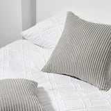 COJIN  DE TELA SUAVE MODERNA COTELE 45 X 45 RELLENOS